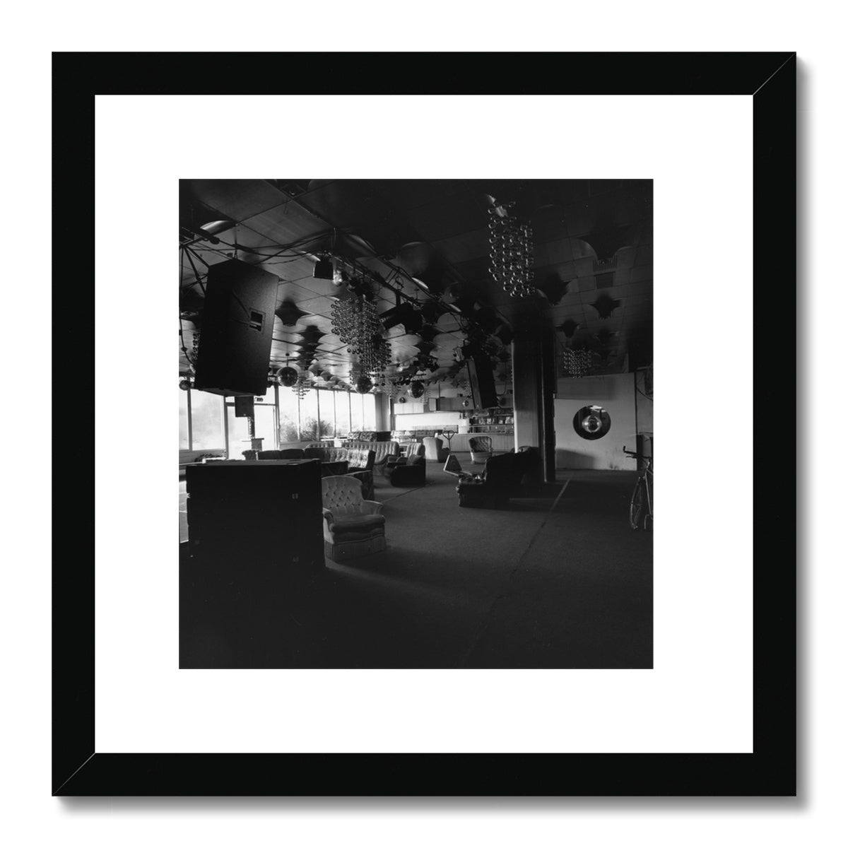 Zürich Dachkantine 2004 Moderne Stadtarchitektur - Zeitgenössische Schweizer Urbanität Framed & Mounted Print