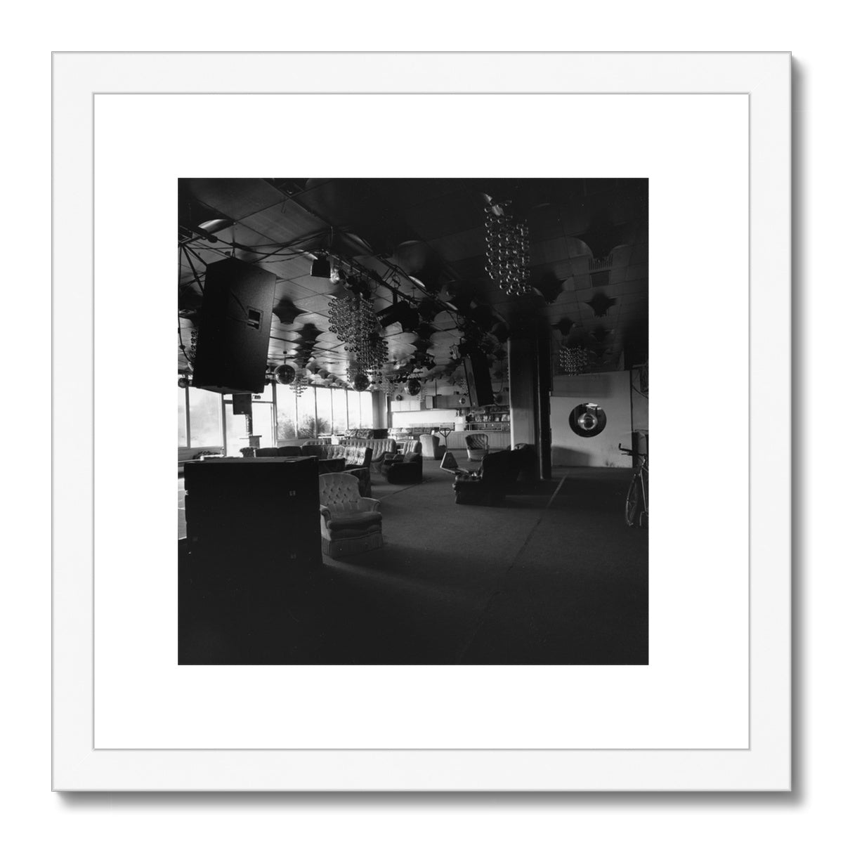 Zürich Dachkantine 2004 Moderne Stadtarchitektur - Zeitgenössische Schweizer Urbanität Framed & Mounted Print